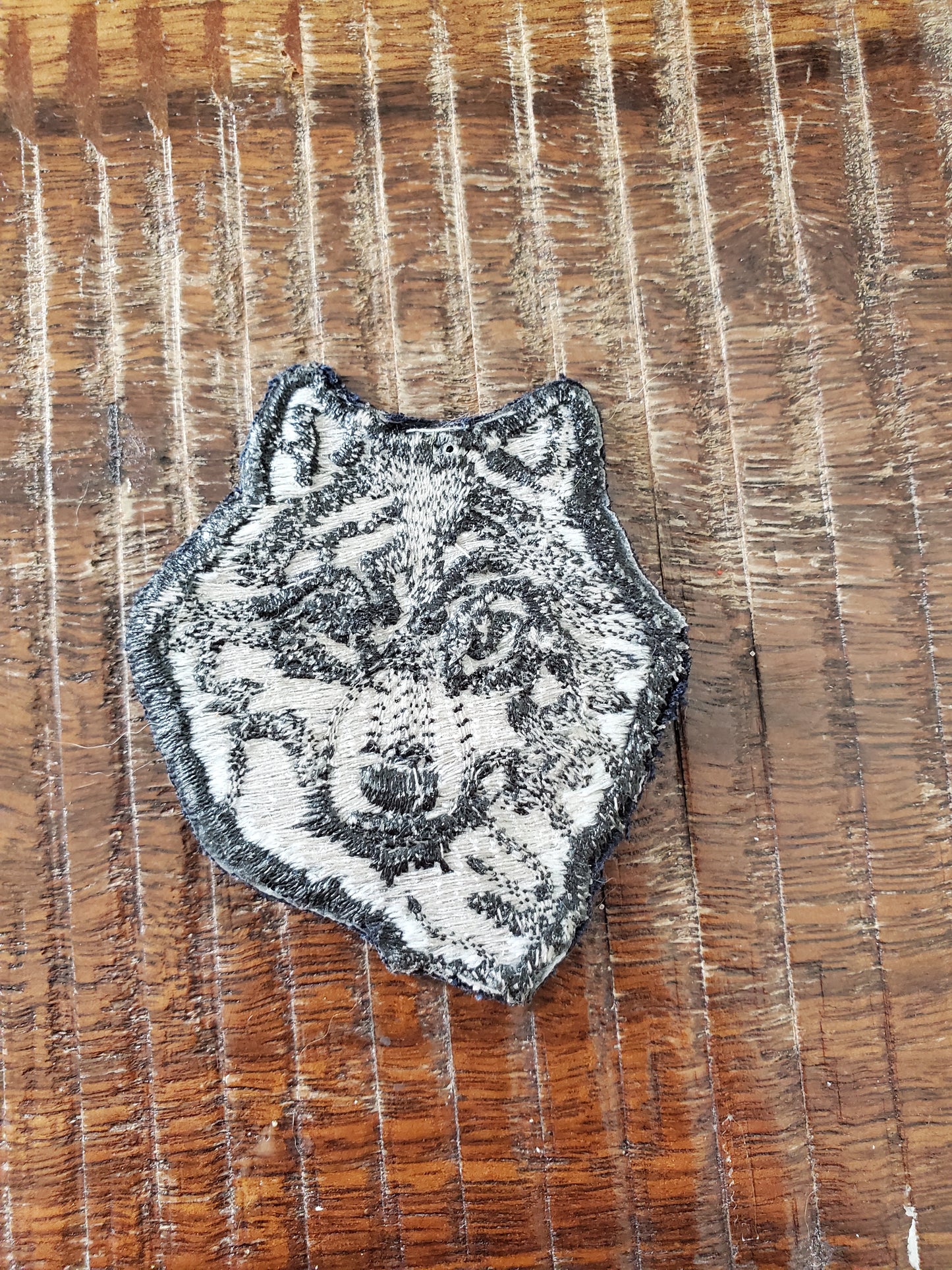 Wolf Sew On Patch
